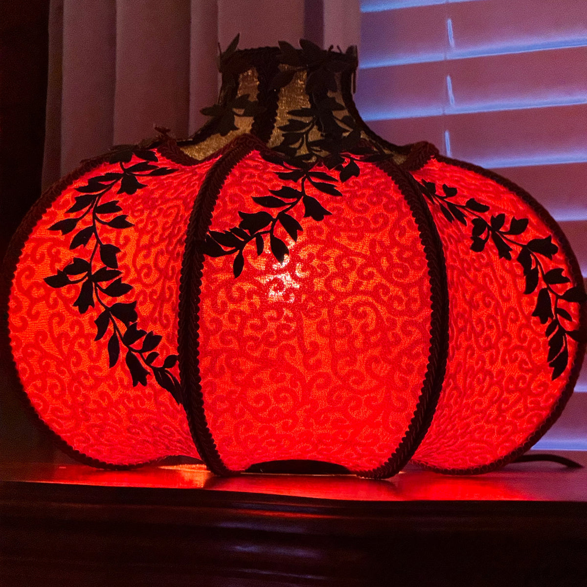 PUMPKIN SHADE PREORDER